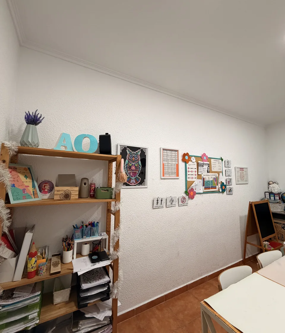 Espacio de trabajo en el interior de Aula Oberta